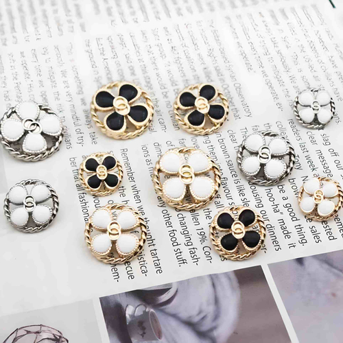 Пуговица 70049