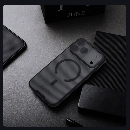 Чехол c MagSafe тонированный прозрачный на iPhone 17 Pro Max, серия CamShield Pro Magnetic (Transparent black) от Nillkin