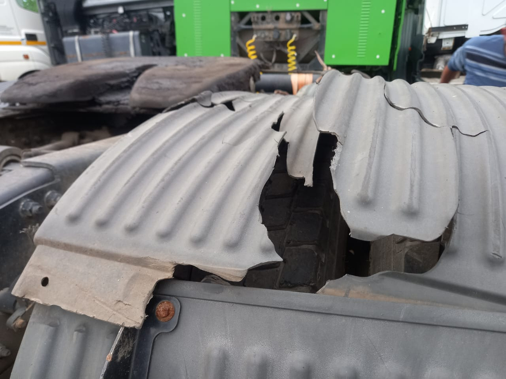 FAW JH6 6x4 Седельный тягач CA4250P25K15T1NE5A80 (Газовый, 12,5 л, 430 л.с., МТ)