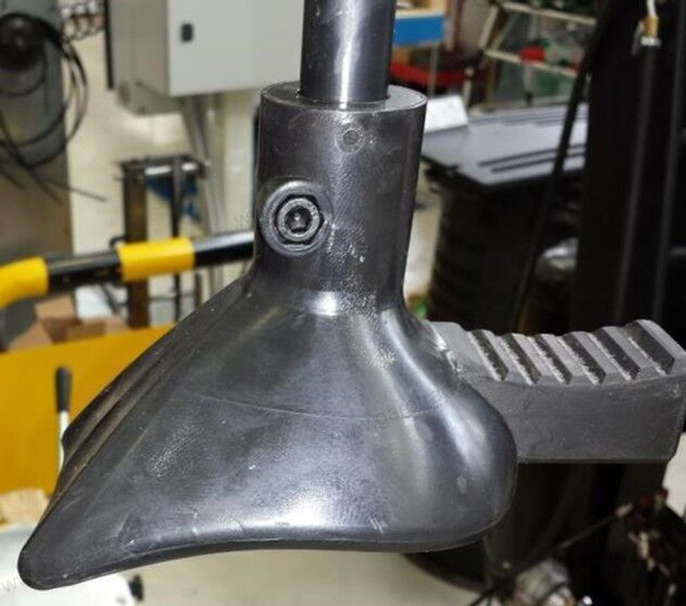 Автоматический шиномонтажный станок Monty 8300S SmartSpeed