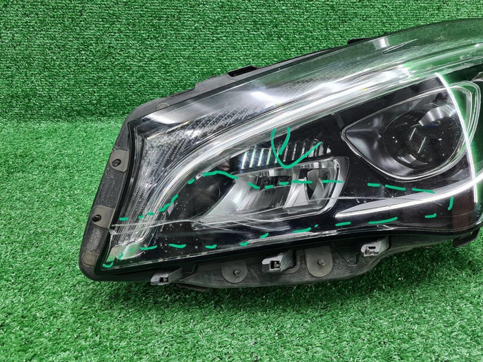 Фара левая Mercedes CLA w117 C117 16-19 LED