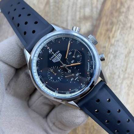 Часы Carrera