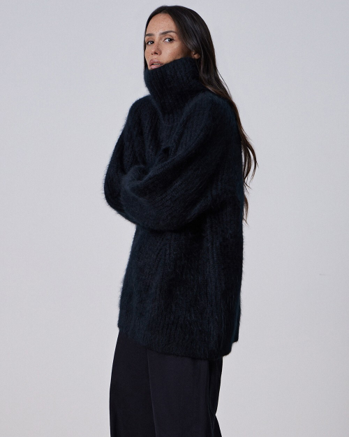 Свитер "Supermodel"