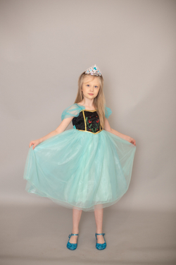 платье анны холодное сердце с коронации