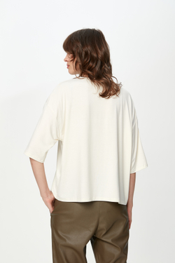 Свободная футболка из вискозы