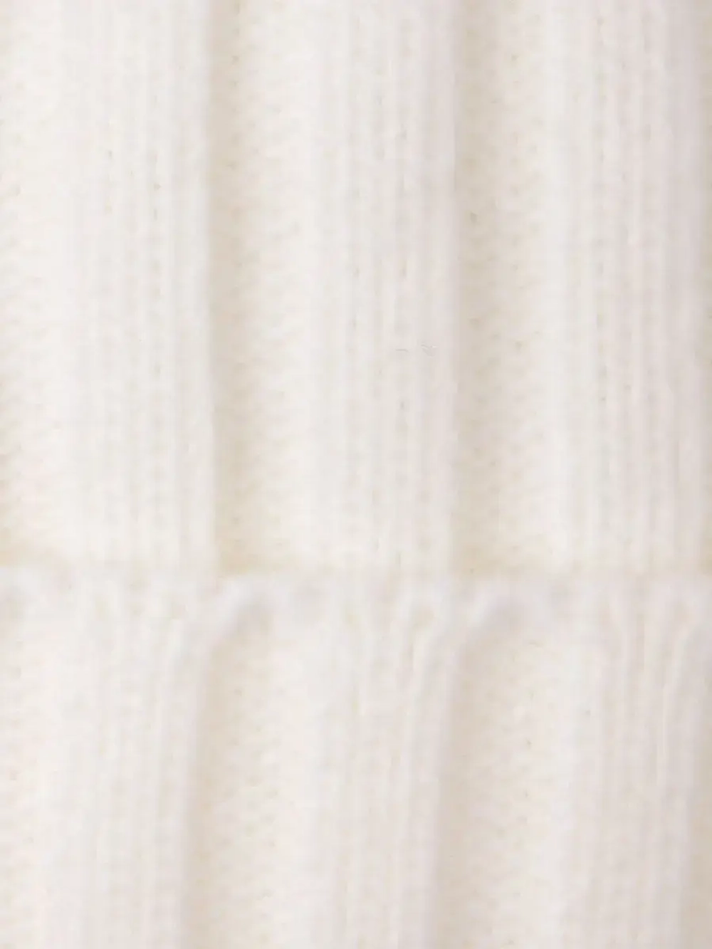 Шапка зимняя для девочки с помпоном и снуд