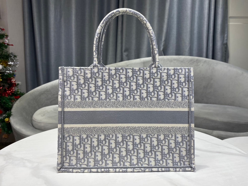 Christian Dior Book Tote 36 cm