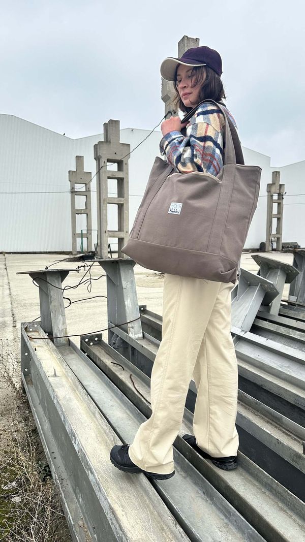 Сумка Utility Bag Mocha 001 коричневая - фото 4