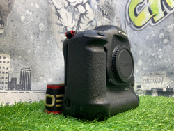 Canon EOS 1D Mark IV (334.000 кадров)