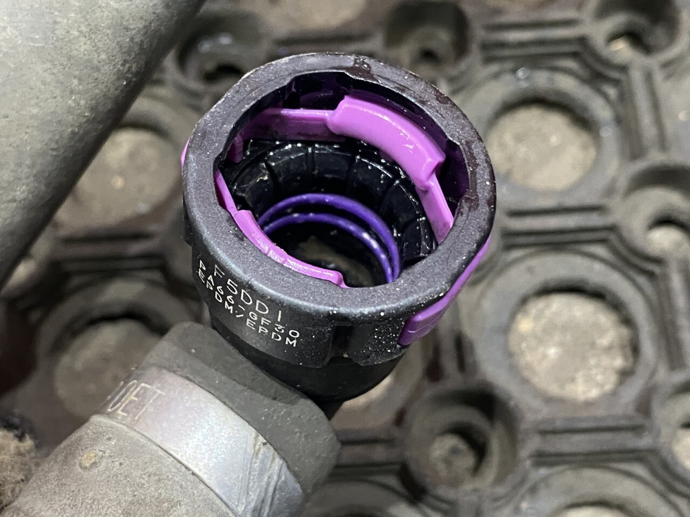 Трубка отопителя 2018г