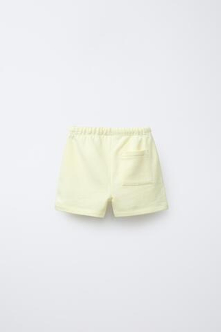 ZARA ШОРТЫ С НАДПИСЬЮ, ЖЕЛТЫЙ