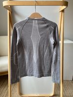 Новый шерстяной лонгслив Falke, 134