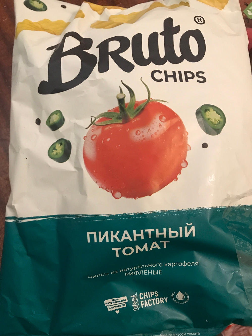 Чипсы пикантный томат