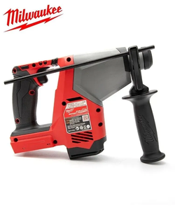 Milwaukee Дрель-шуруповерт, 18 В, 0 АКБ