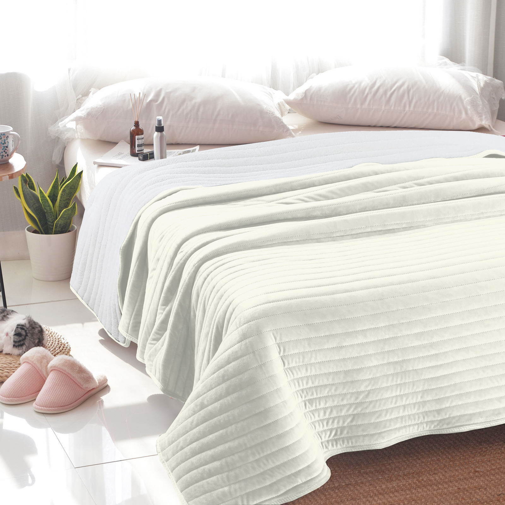 Плед 220х240 Sofi De MarkO Либерти молоко