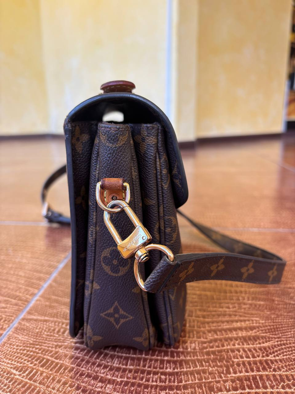 Сумка Louis Vuitton Pochette Metis