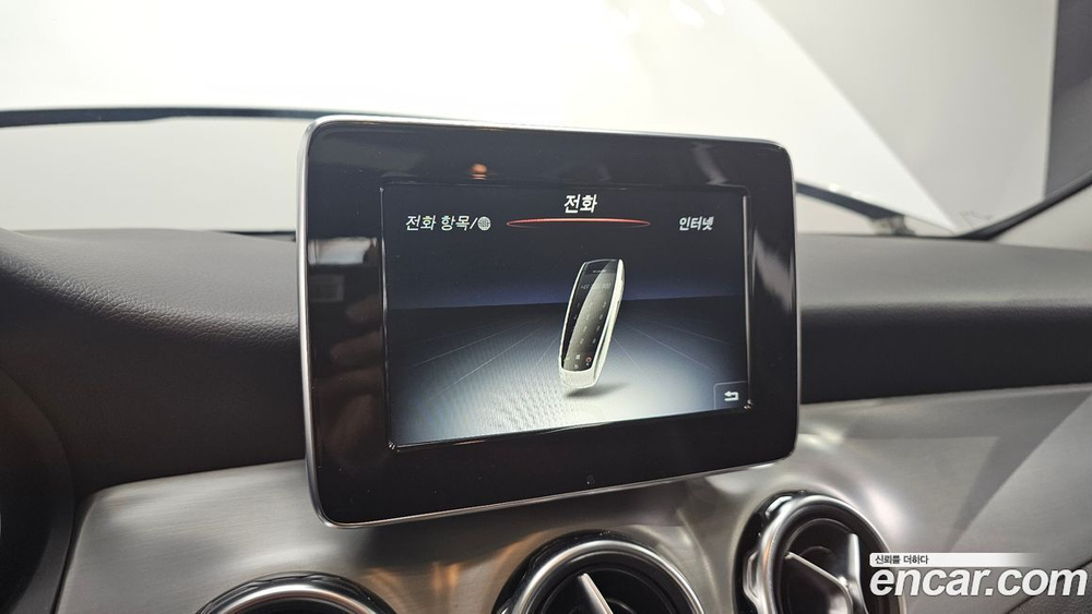 Mercedes-Benz GLA-Class X156 GLA220 Premium (08.2019)