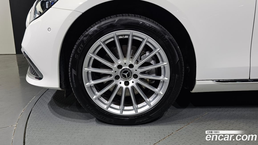 Mercedes-Benz E-Class W213 E220d 4MATIC Exclusive (01.2022)