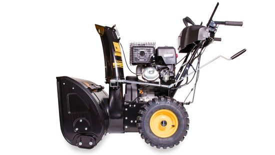 Бензиновый снегоуборщик "CHAMPION" ST1170E