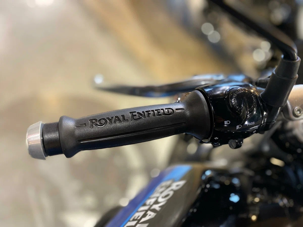 Royal Enfield Continental GT 650 Slipstream Blue (Black Alloy)