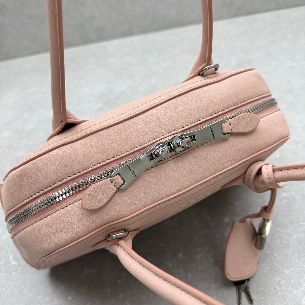Miu Miu Vivant Bag 32 cm