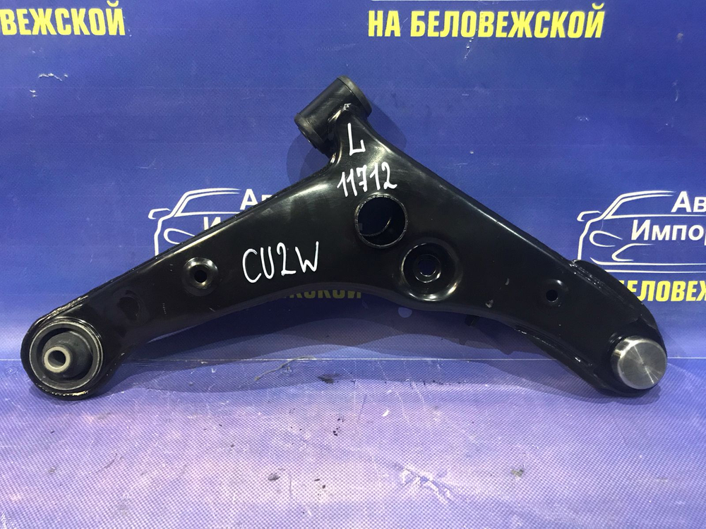 Рычаг передний левый MITSUBISHI AIRTREK 2001-2005