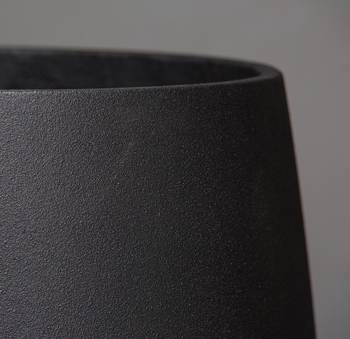Кашпо CONE NERO