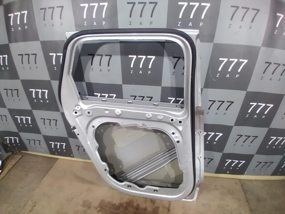 Дверь задняя левая Volvo V90 Cross Country 32228326