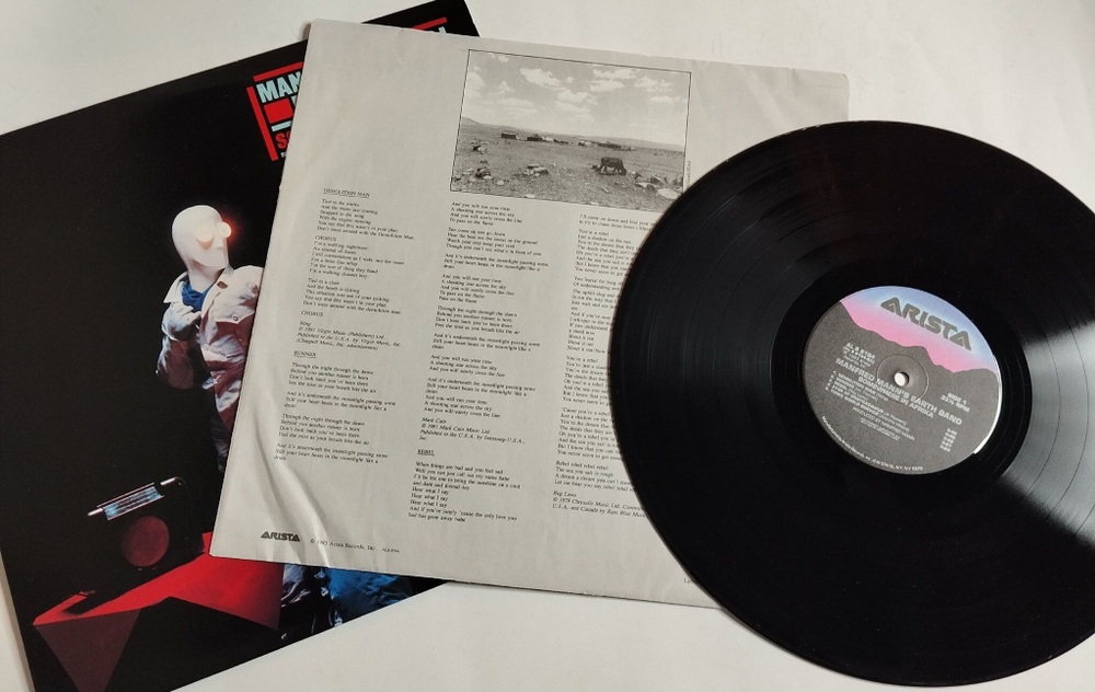 Винтажная виниловая пластинка LP Manfred Mann Earth Band Somewhere In Afrika (USA 1983)