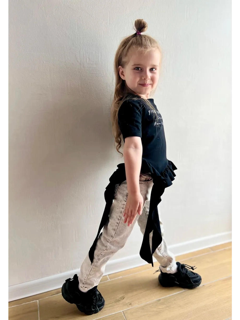 Футболка с воланами