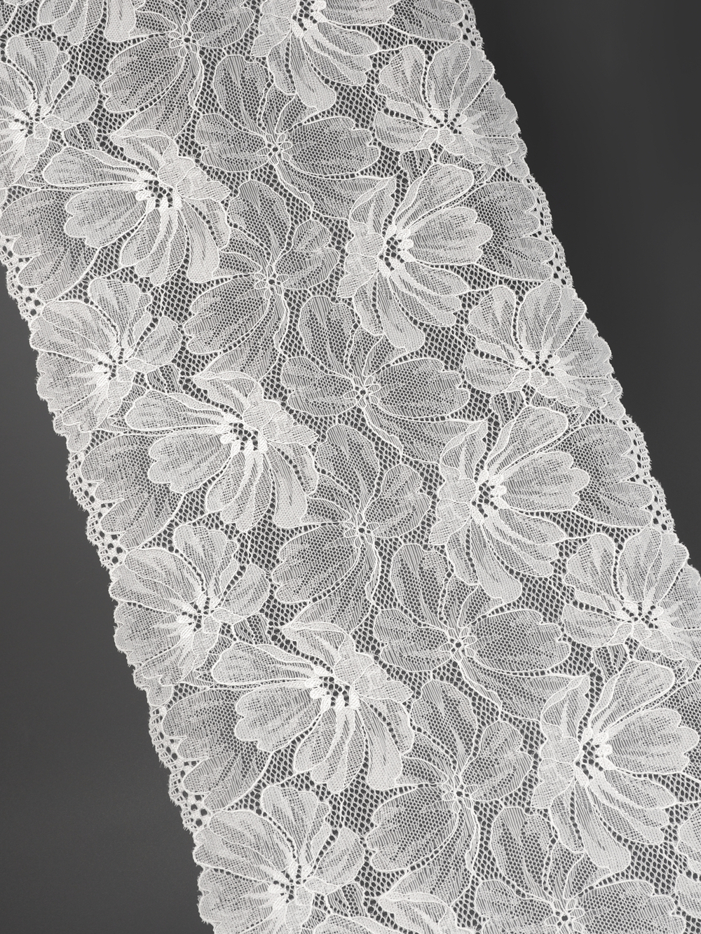 Эластичное кружево цвет теплый белый ширина 23 см