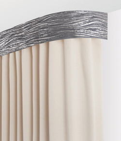 Пластиковый карниз с тиснением Legrand 3-х рядный Эдельвейс 2400 мм