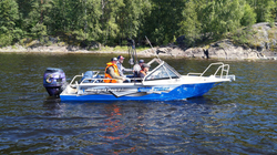 Алюминиевая моторная лодка Berkut L-Fisher