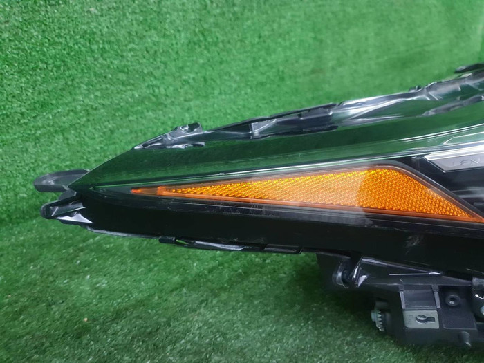 Фара правая Lexus RX 4 (2019-2022) LED