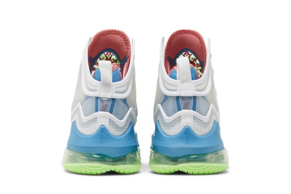 Кроссовки Nike Lebron 19 19 Tpu