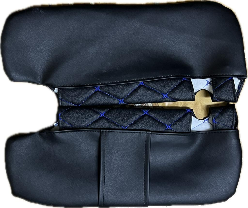 Чехлы на козырьки ЛАДА Приора Priora (синяя нить Бабочка)