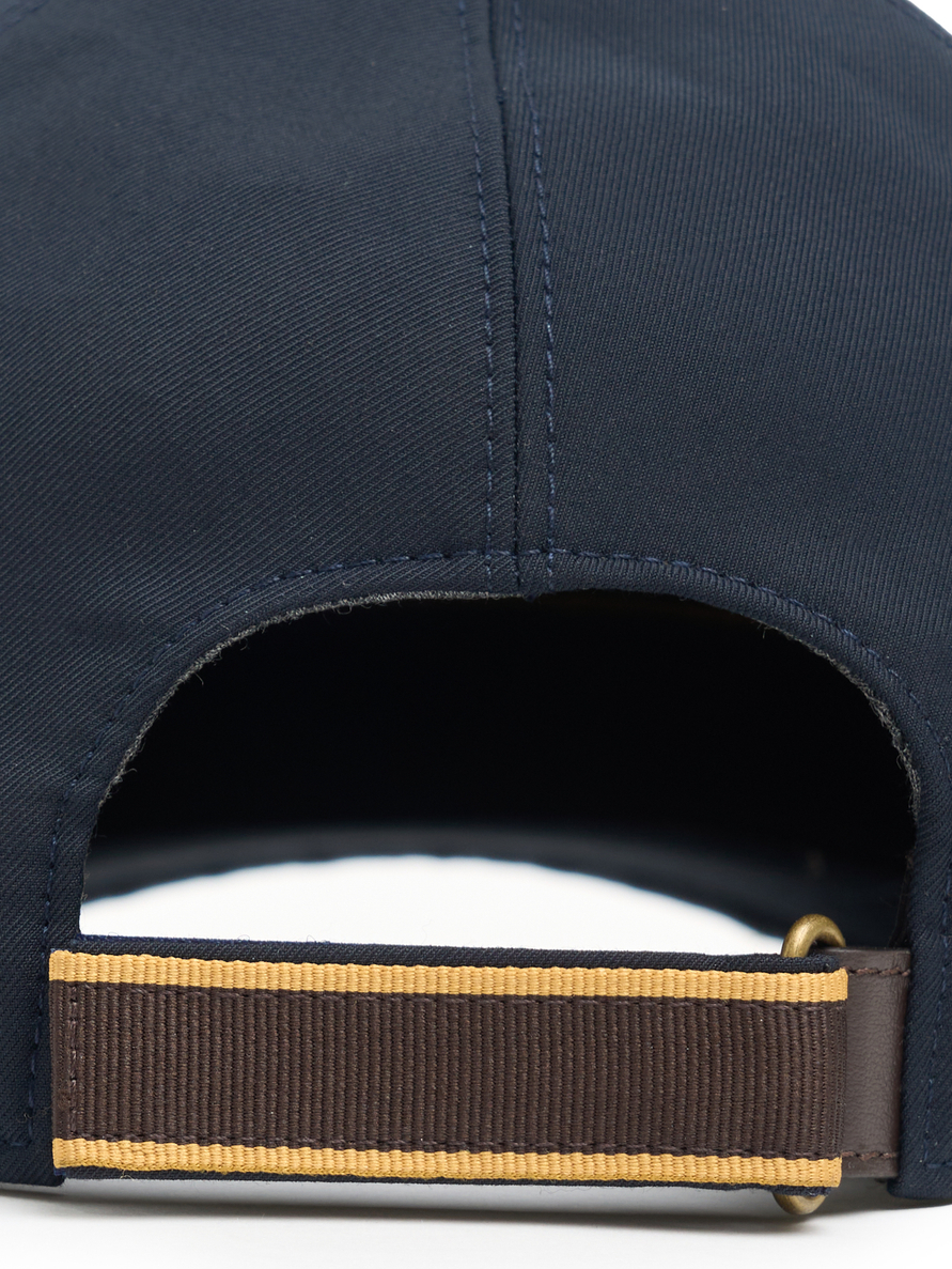 Бейсболка MOORER