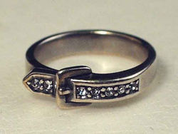 "Поясок" кольцо в серебряном покрытии из коллекции "Linkage" от Jenavi