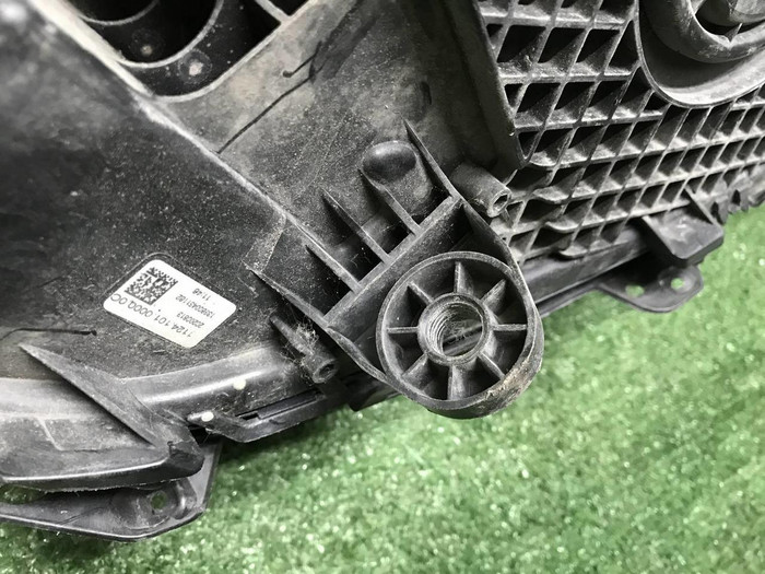 Фара левая Mercedes GLC X253 (2019-2022) LED