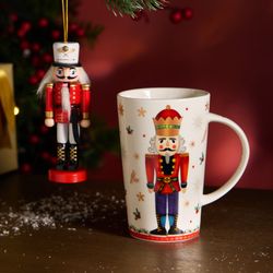 НАБОР ПОДАРОЧНЫЙ LEFARD "ЩЕЛКУНЧИК" (КРУЖКА 385 МЛ В КОМПЛЕКТЕ С ЁЛОЧНОЙ ИГРУШКОЙ)