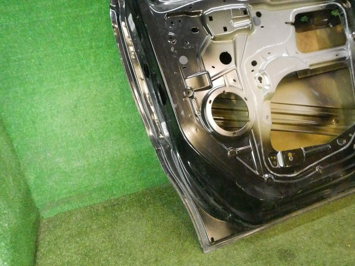 Дверь передняя правая Peugeot Traveller (2016-н.в.)