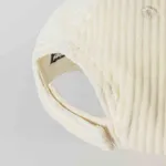 Купить Кепка Ymkashix Velvet Face Flower белая Кепка Ymkashix Velvet Face Flower белая