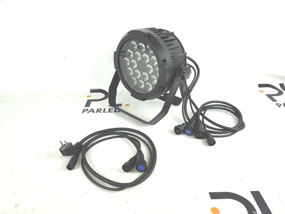 Прожектор Led flat par 18*18w RGBWA+UV ip65