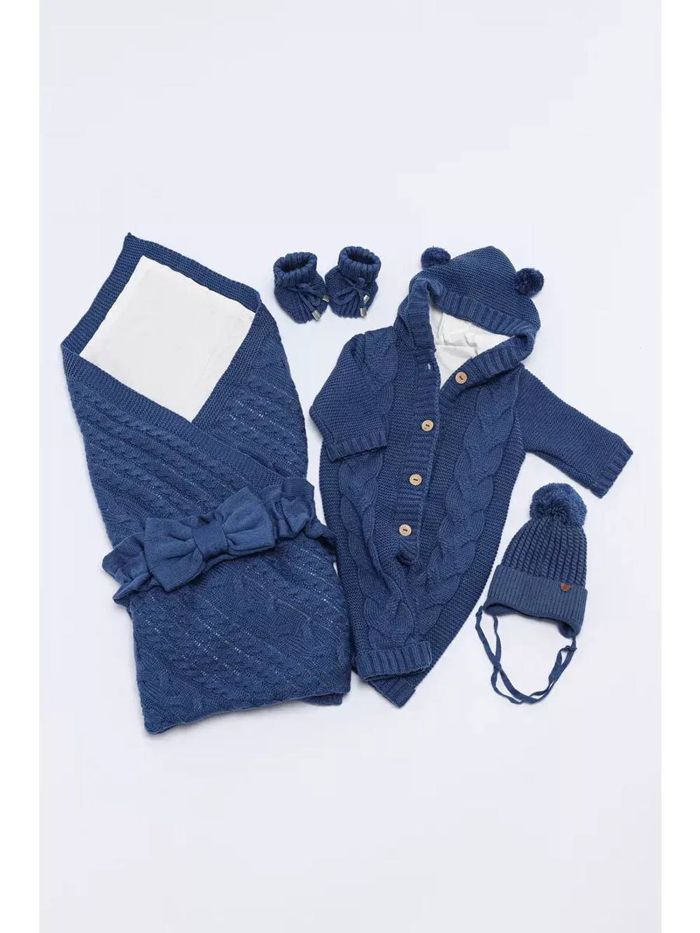 Конверт на выписку новорожденного