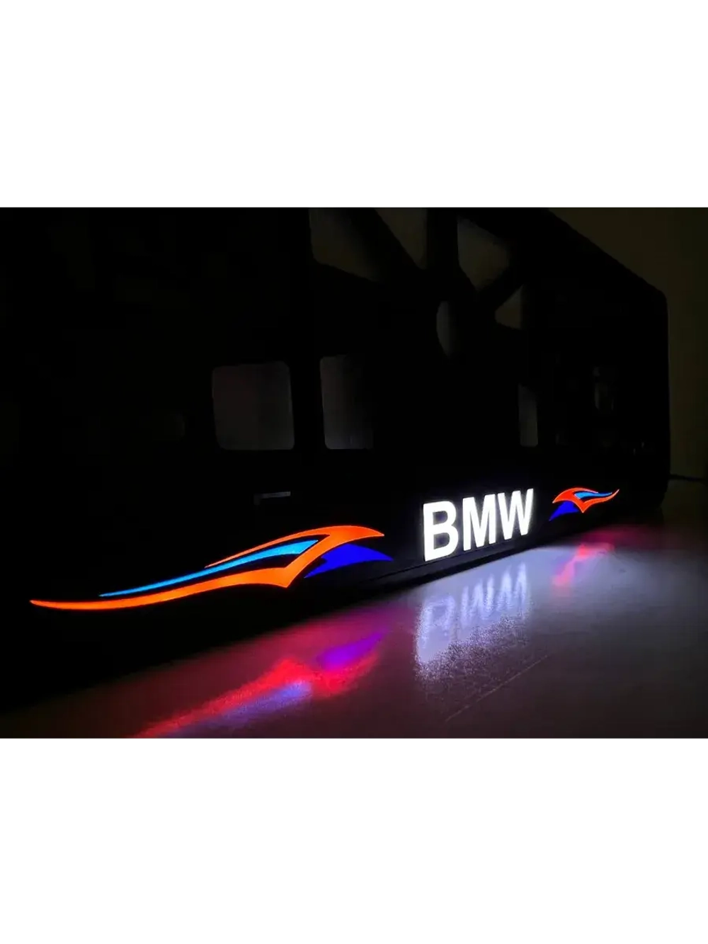 Рамка для номера с подсветкой. BMW Абстракции