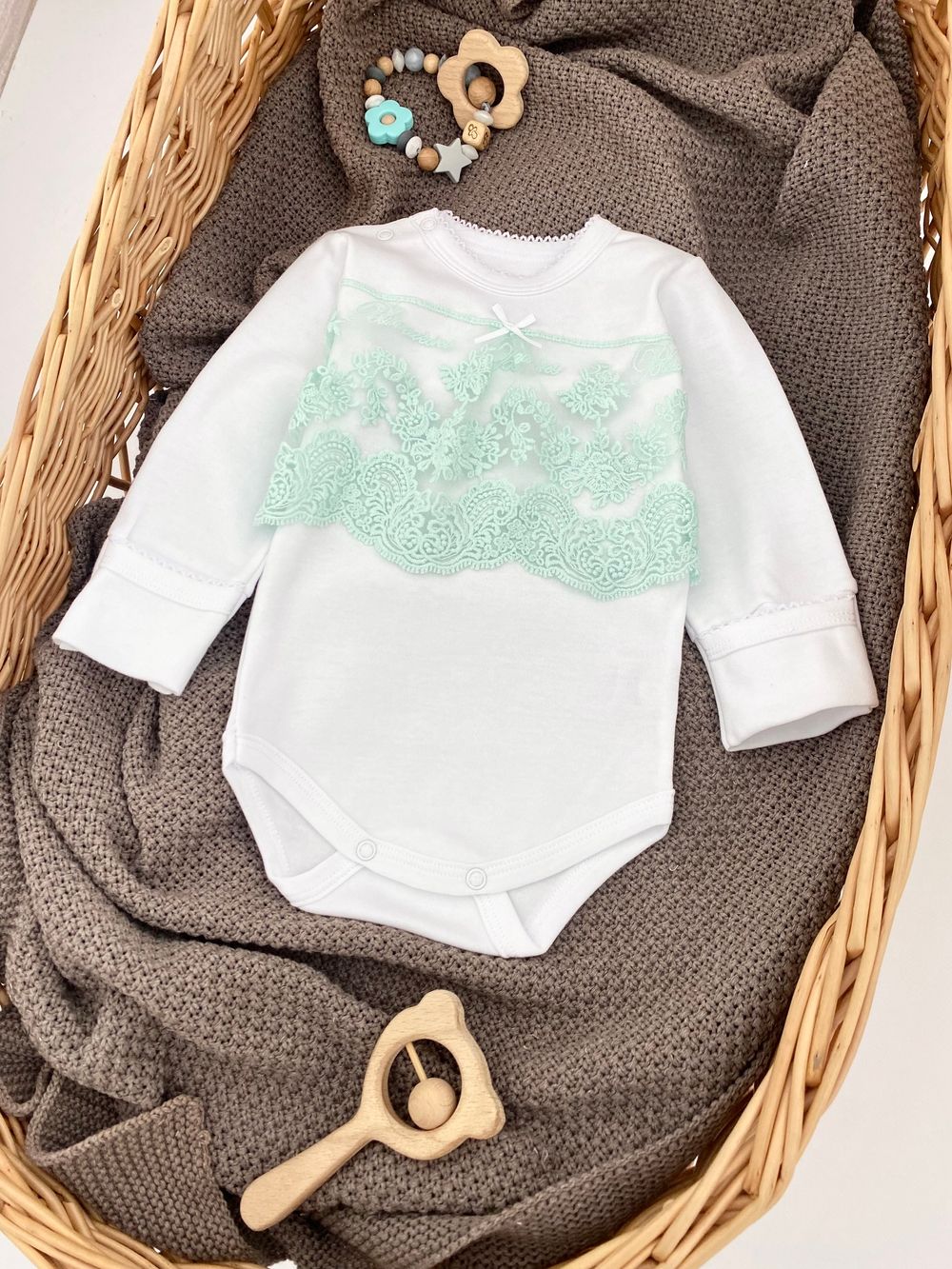 Боди с кружевом