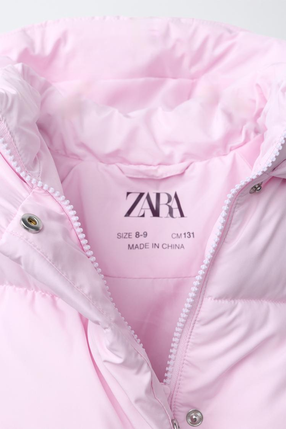 ZARA СТЕГАНАЯ КУРТКА С КАПЮШОНОМ, РОЗОВЫЙ