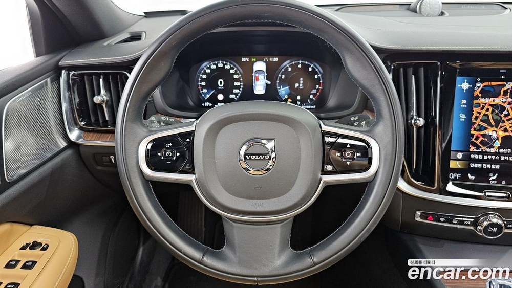 Volvo S60 3 Generation B5 Inscription (10.2021)