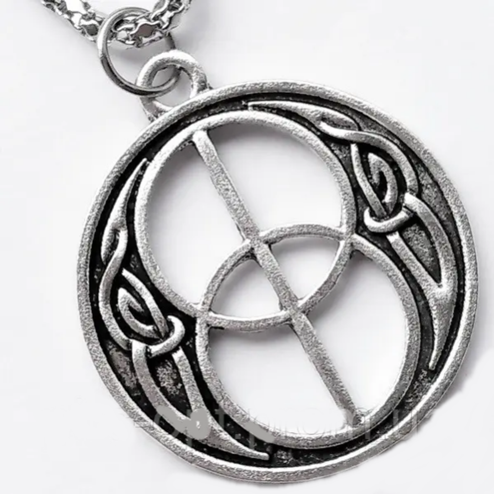 Кулон &quot;Авалон&quot; (23х30мм) символ богатства, процветания, мирной жизни на цепочке под серебро.