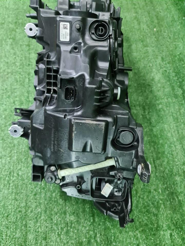 Фара правая BMW 7er G11 G12 (2019-2022) Laser
